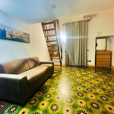 Dimora Carafa Adelfia